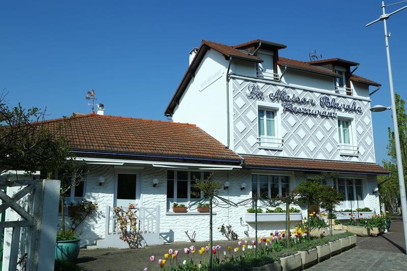 Hotel Restaurant Maison Blanche Rungis Exterior photo